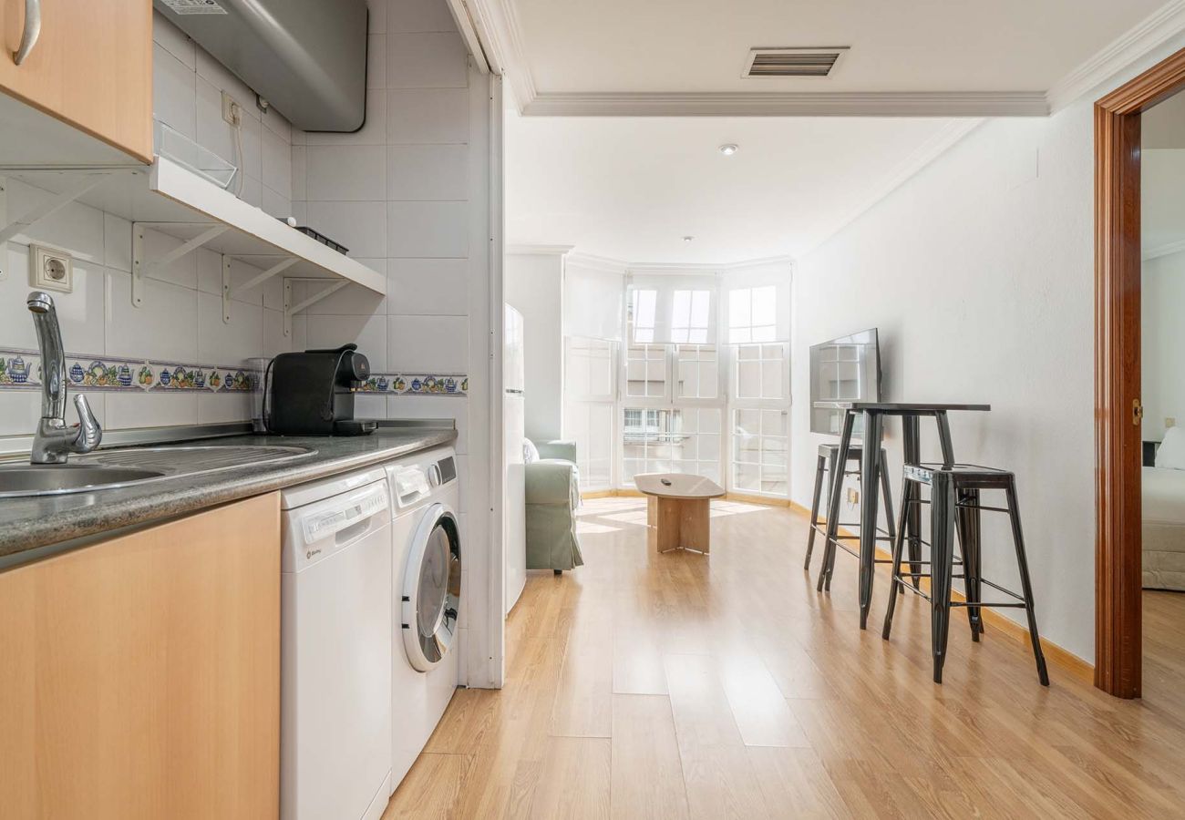 Apartment in Madrid - Cozy Apartment on Calle Eraso