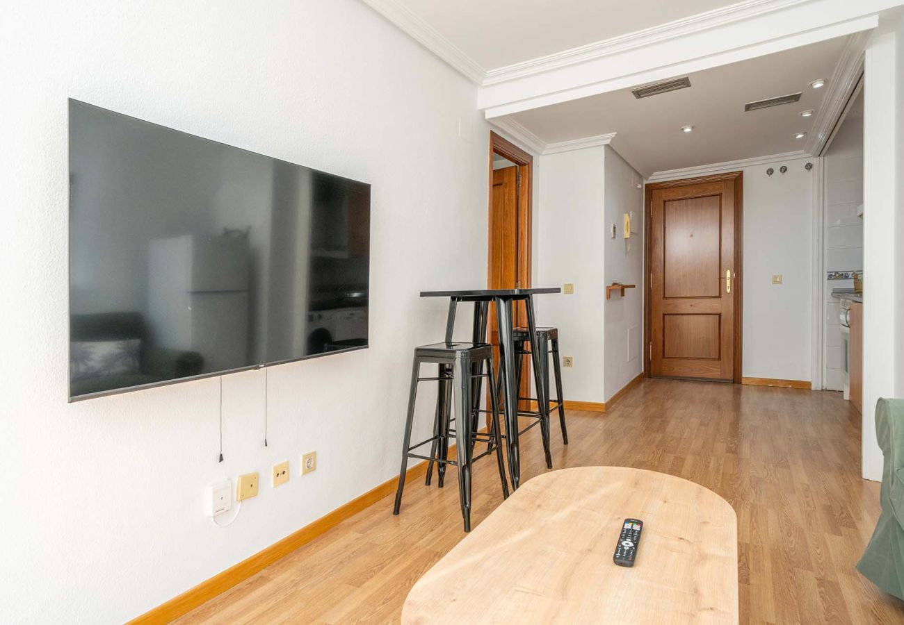 Apartment in Madrid - Cozy Apartment on Calle Eraso