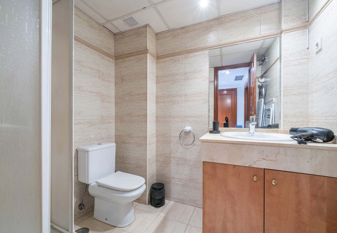 Apartment in Madrid - Cozy Apartment on Calle Eraso