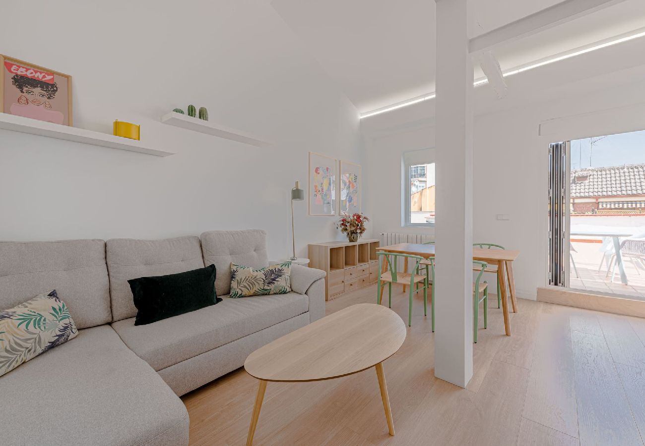 Apartment in Madrid - Gorgeous 2bed attic with terrace in Azca by Sharing Co 