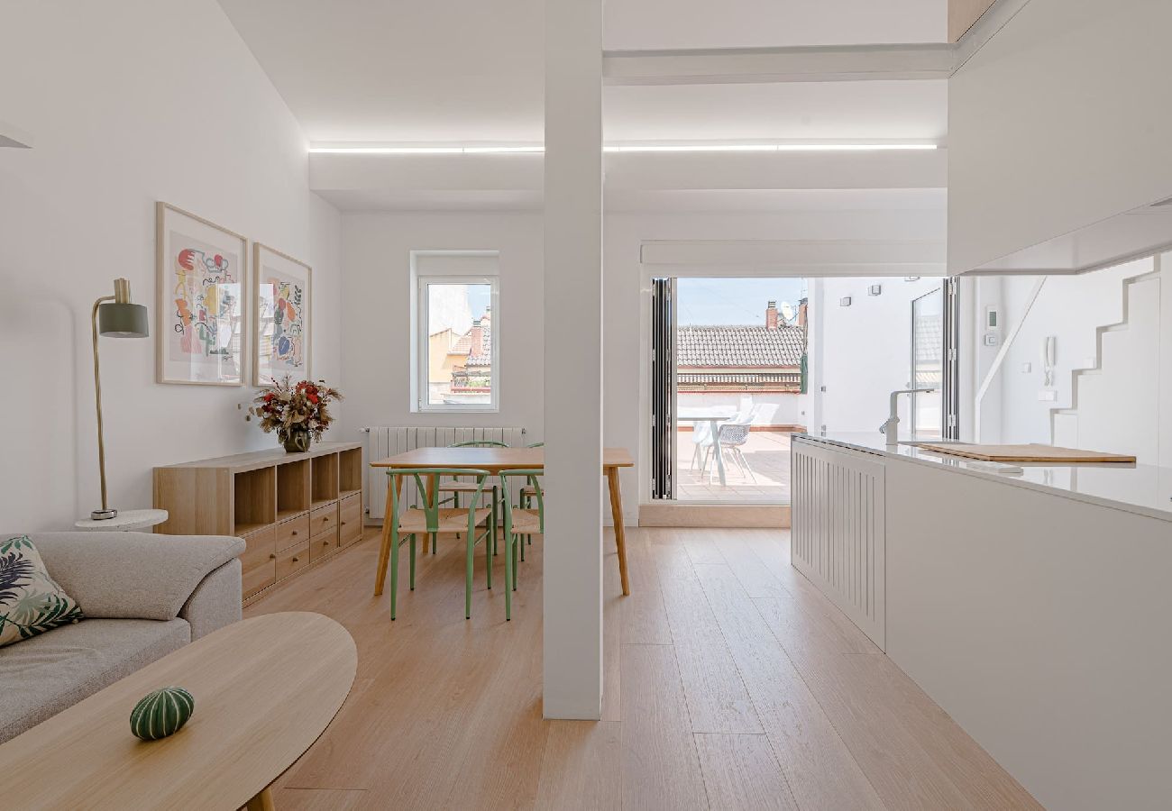 Apartment in Madrid - Gorgeous 2bed attic with terrace in Azca by Sharing Co 