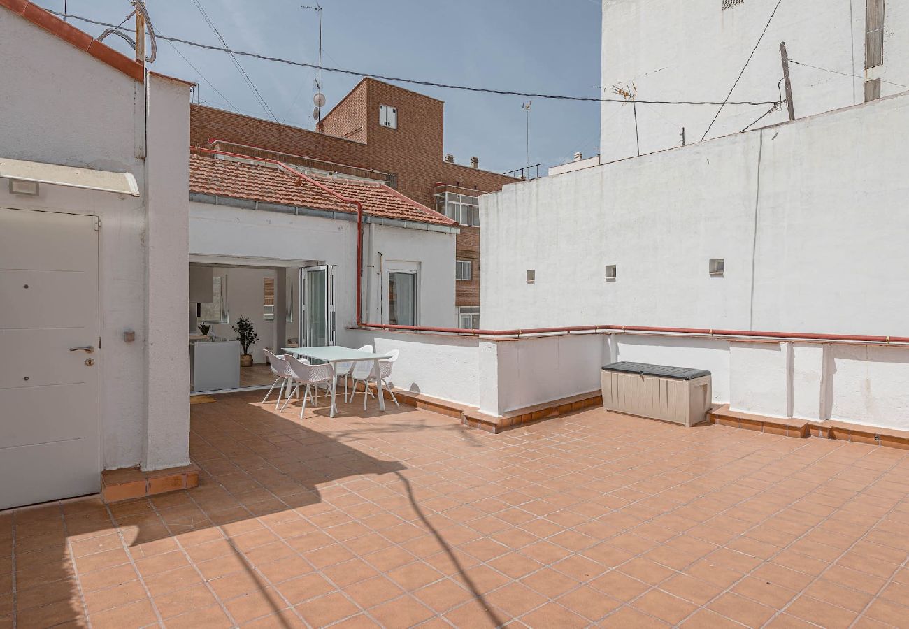 Apartment in Madrid - Gorgeous 2bed attic with terrace in Azca by Sharing Co 