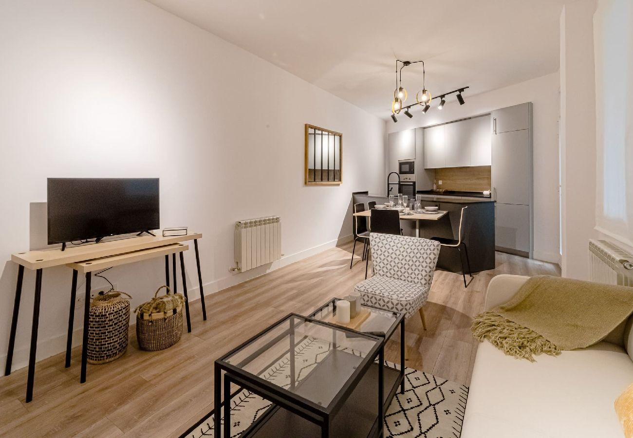 Apartment in Madrid - Luxury 3bed apartment in Chamberí by Sharing co 