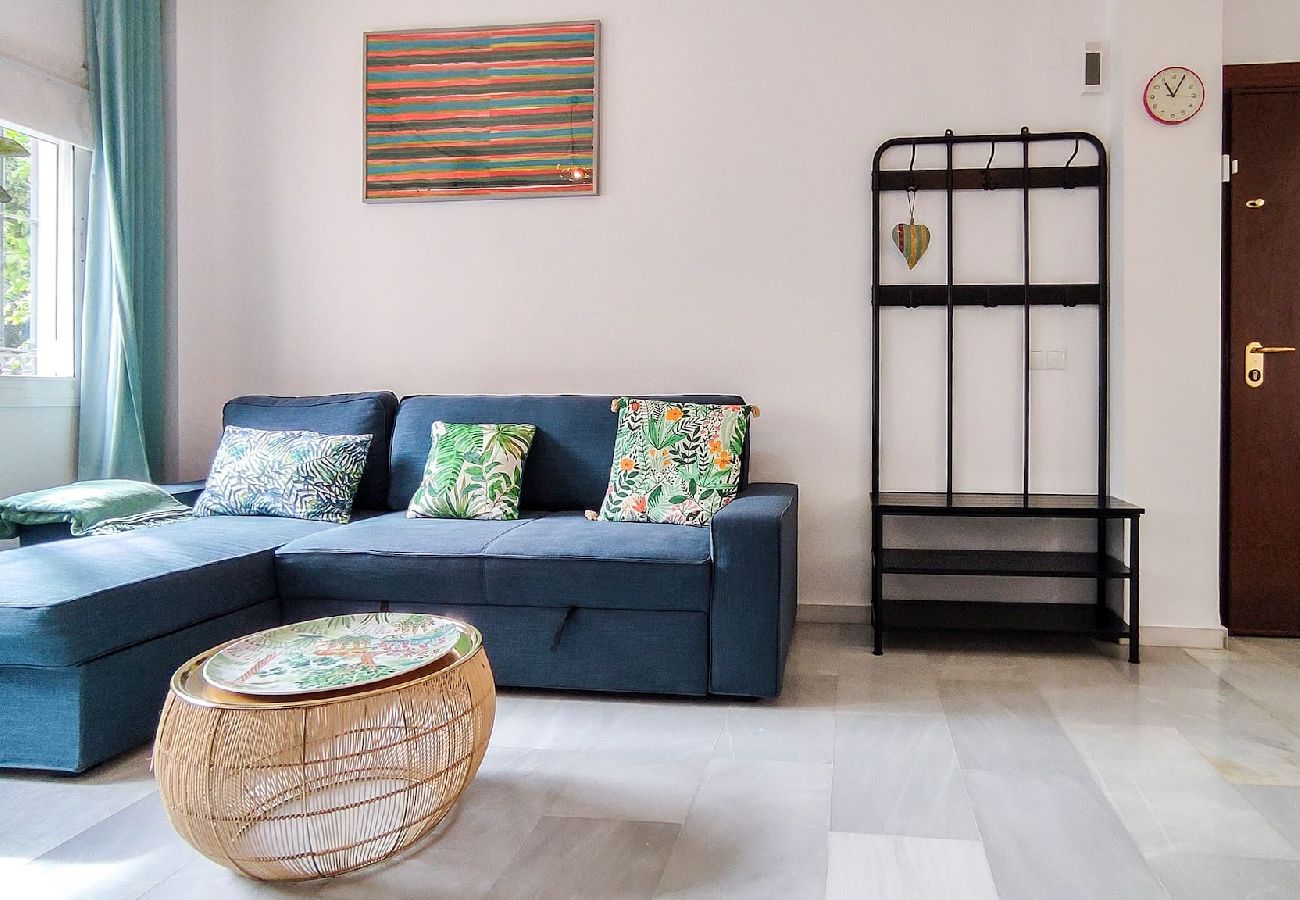 Apartment in Málaga - Bright Apt with beautiful courtyard yard in the center of Málaga by Sharing Co. 