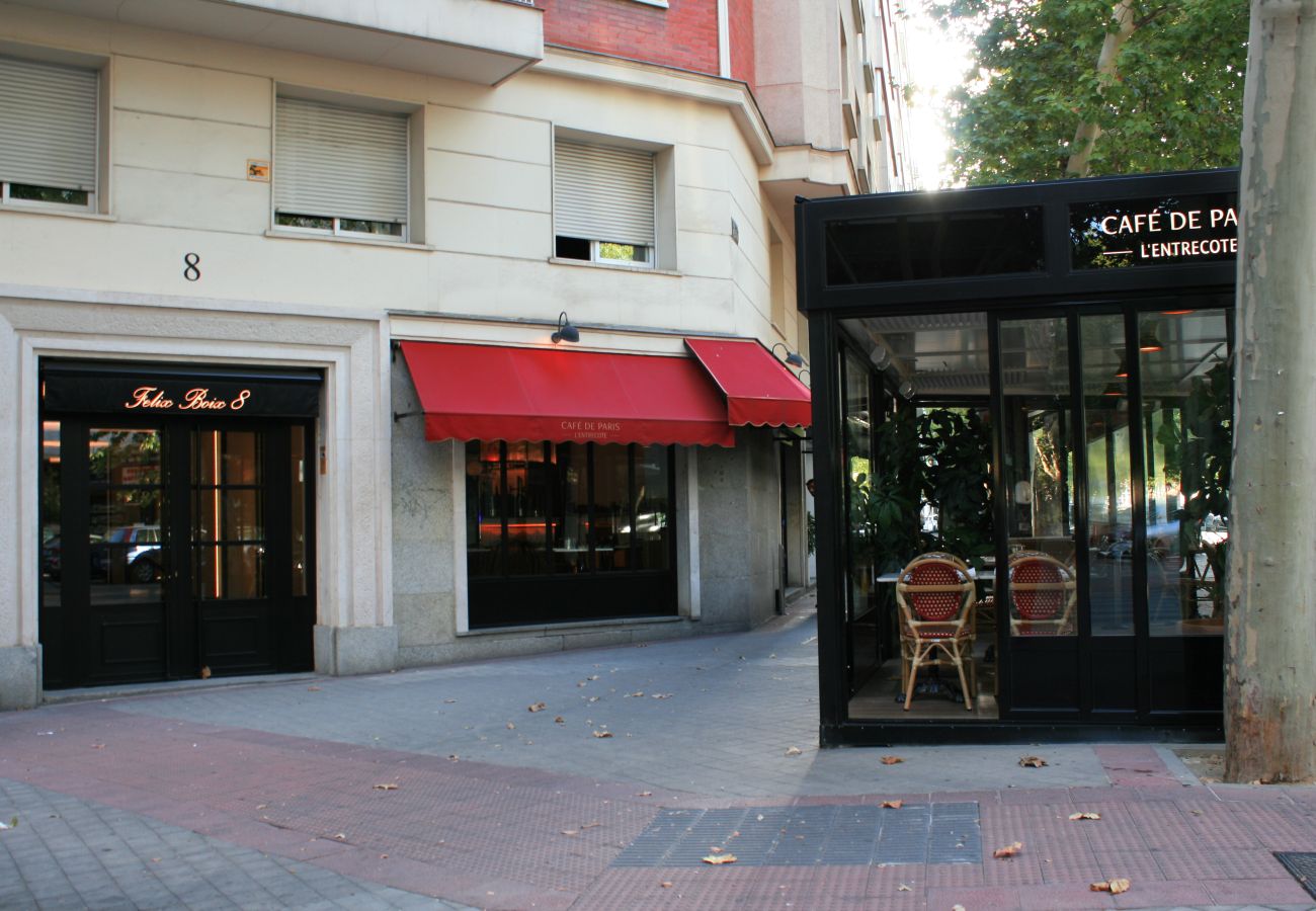 Apartment in Madrid - Housing Castellana by Sharing Co