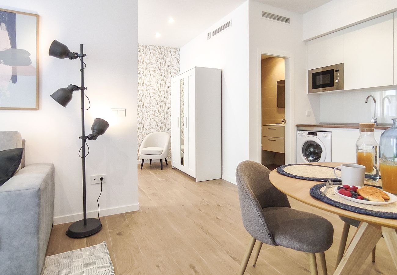 Apartment in Málaga - Piso de 1 hab. Lagunillas por Sharing Co.