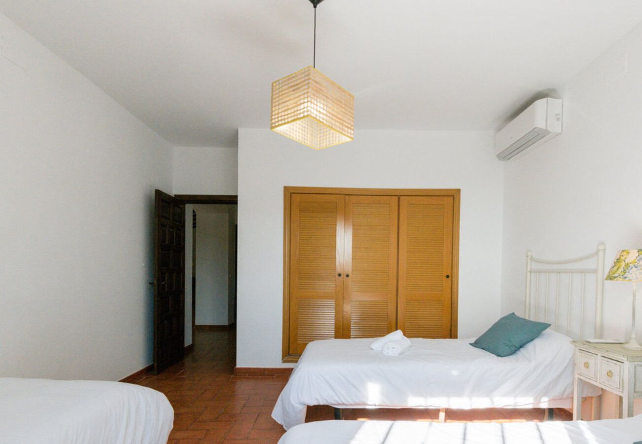 House in Lora del Río - Mazuecos Rural House - Beautiful 3 bedroom finca in Sevilla