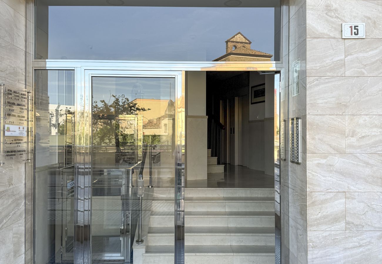 Apartment in Málaga - Beautiful 1 bedroom apartment in Sta. Isabel