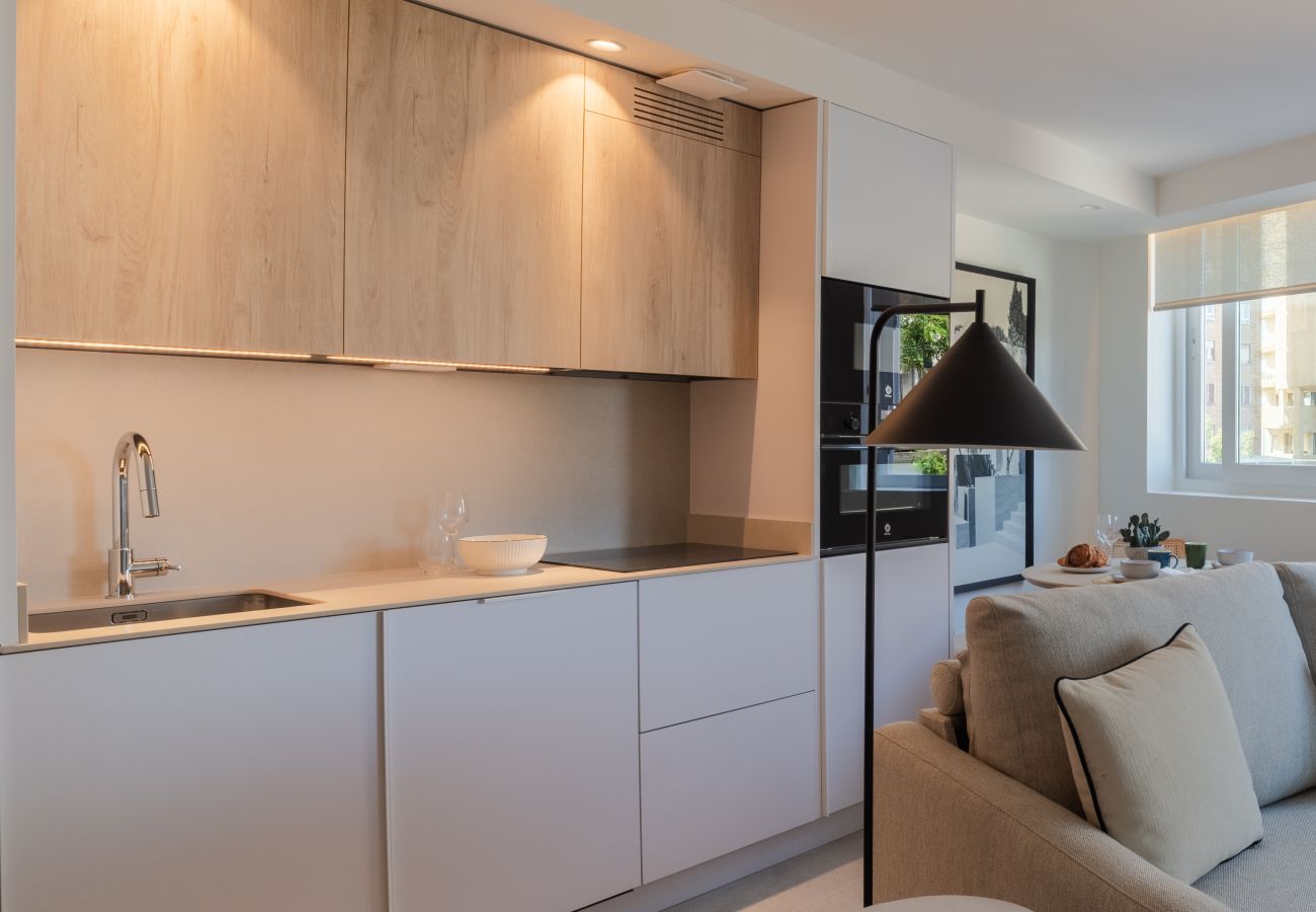 Apartment in Málaga - Beautiful apartment next to the Malagueta by SharingCo