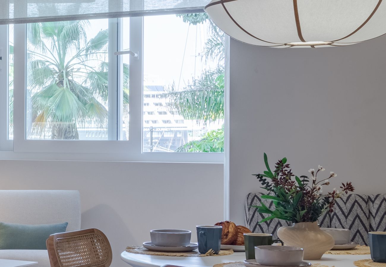 Apartment in Málaga - Beautiful apt. next to the Malagueta by SharingCo 