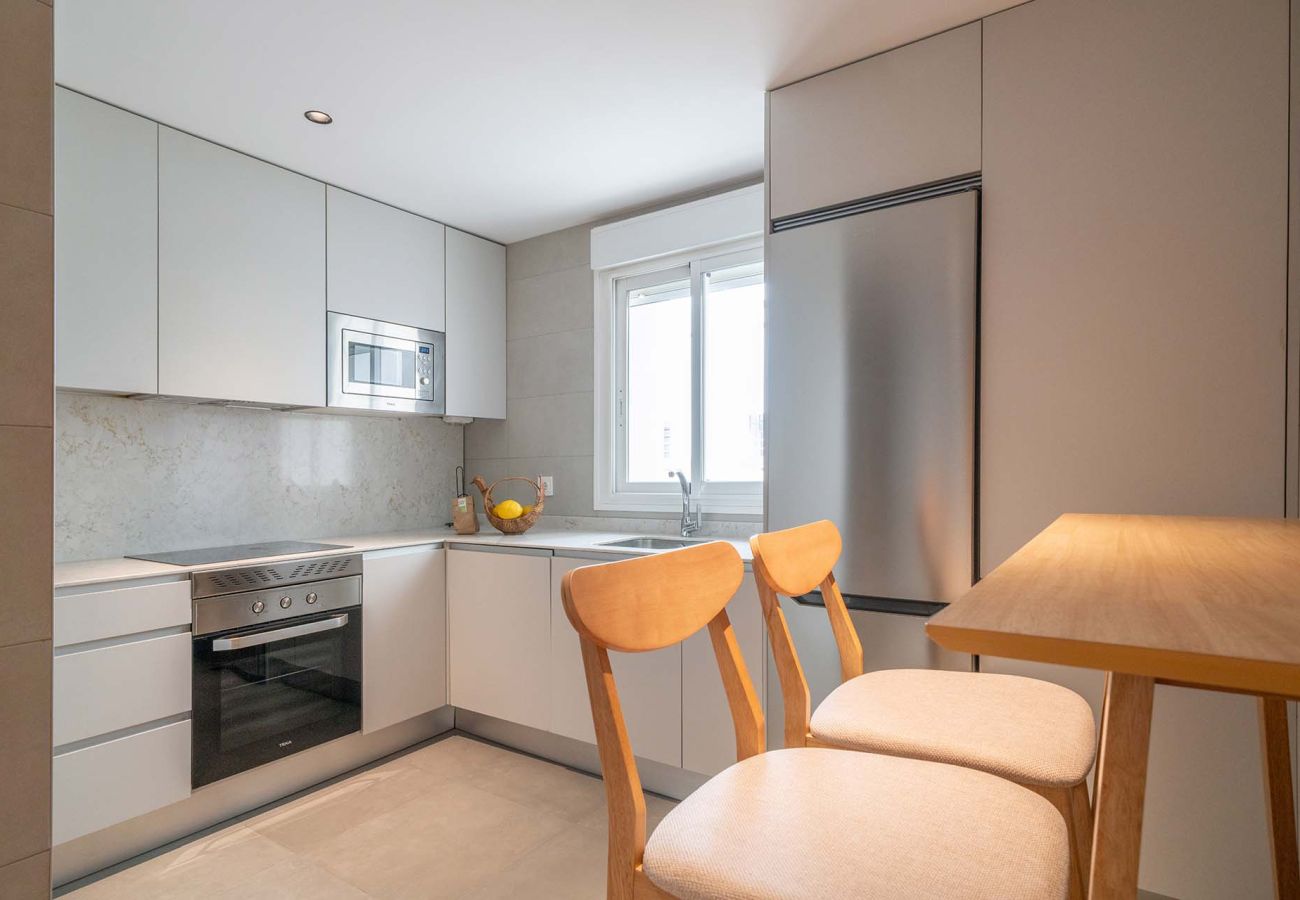 Apartment in Madrid - 2 bedroom apartment in La Castellana Sharing Co.      