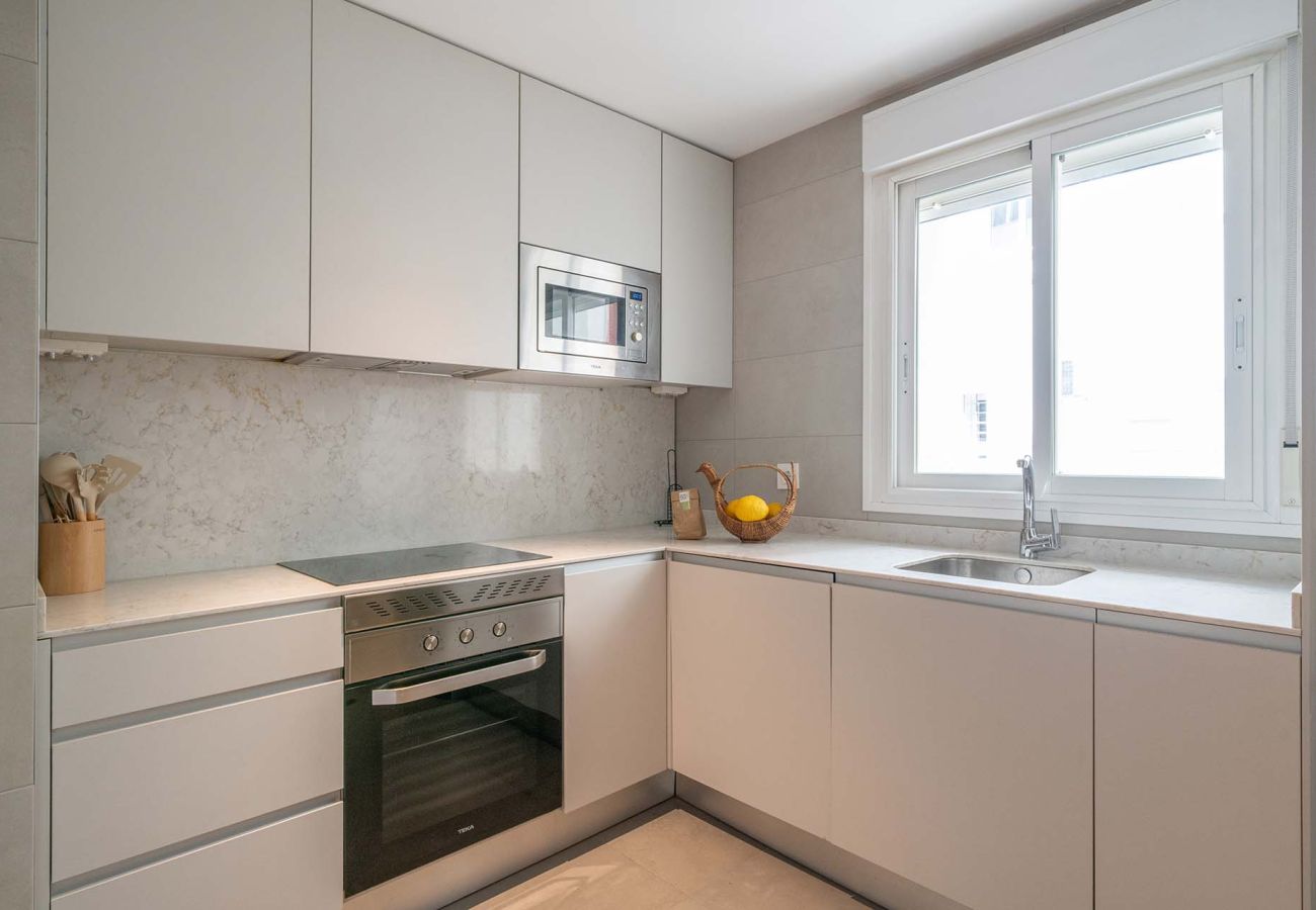 Apartment in Madrid - 2 bedroom apartment in La Castellana Sharing Co.      