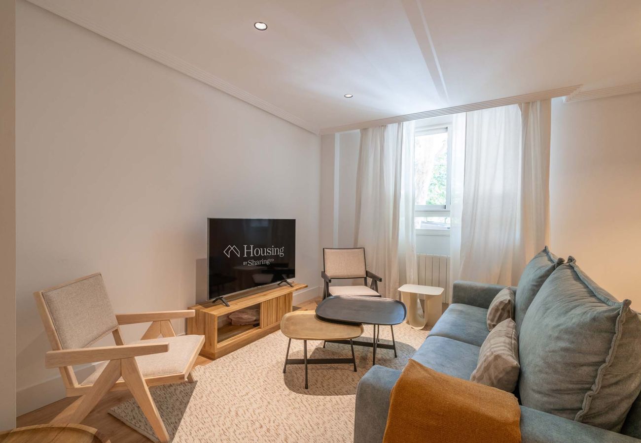 Apartment in Madrid - 2 bedroom apartment in La Castellana Sharing Co.      