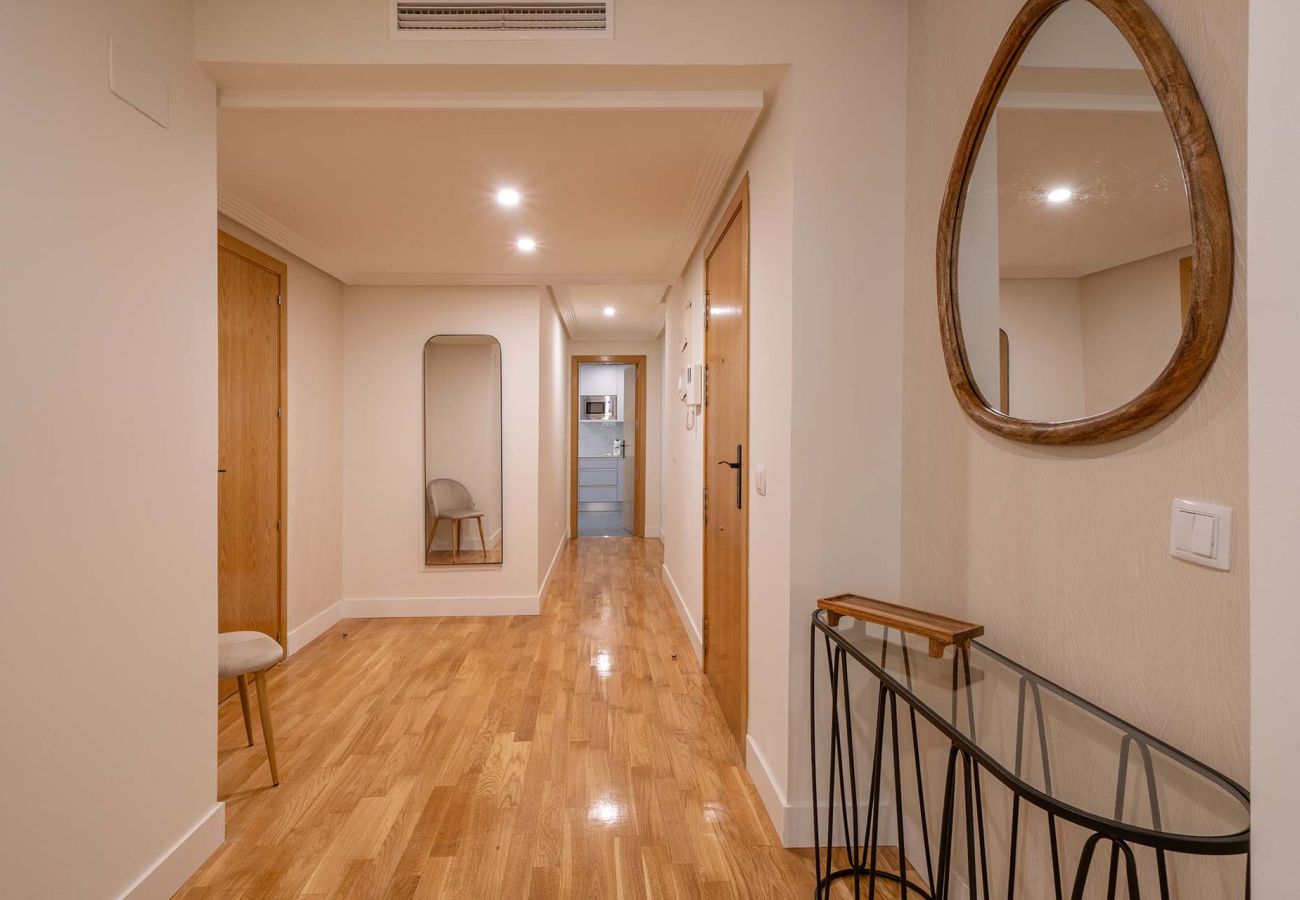 Apartment in Madrid - 2 bedroom apartment in La Castellana Sharing Co.         