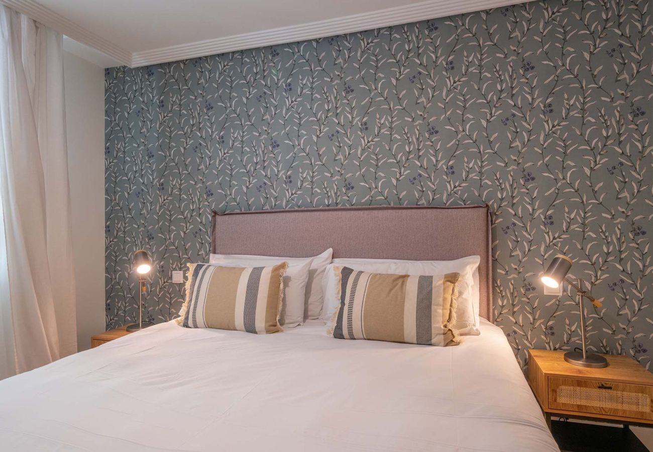 Apartment in Madrid - 2 bedroom apartment in La Castellana Sharing Co.         