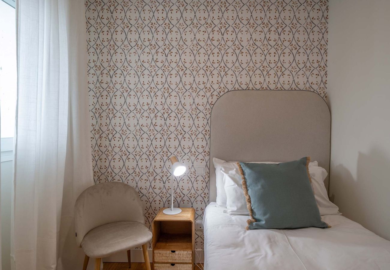 Apartment in Madrid - 2 bedroom apartment in La Castellana Sharing Co.         