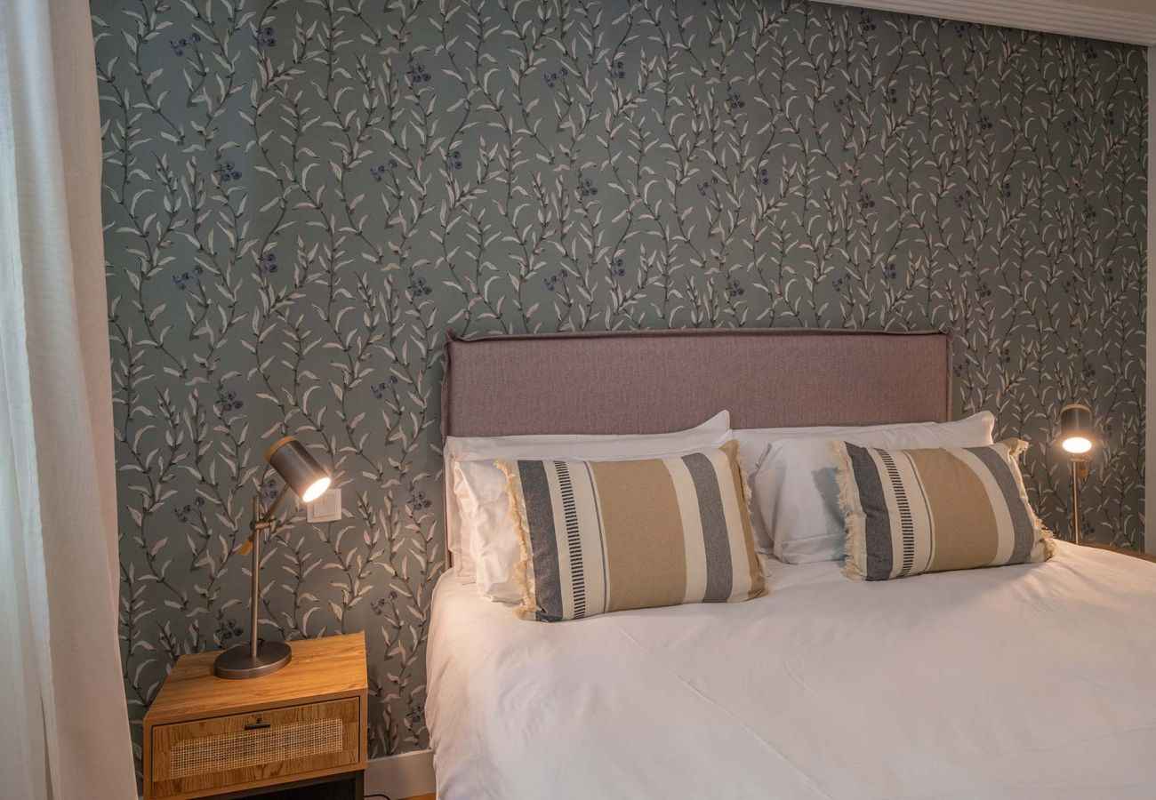 Apartment in Madrid - 2 bedroom apartment in La Castellana Sharing Co.         