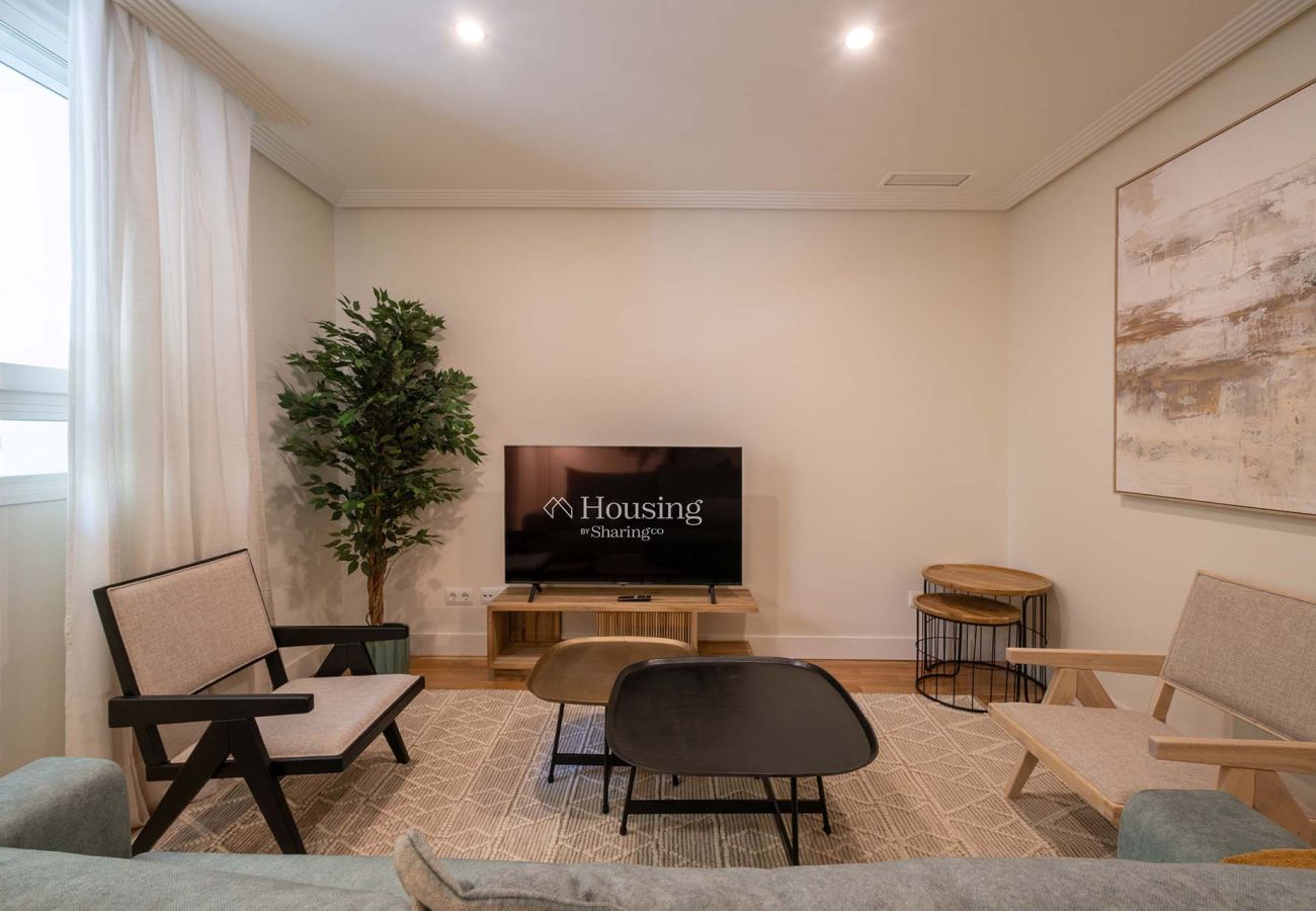 Apartment in Madrid - 2 bedroom apartment in La Castellana Sharing Co.         