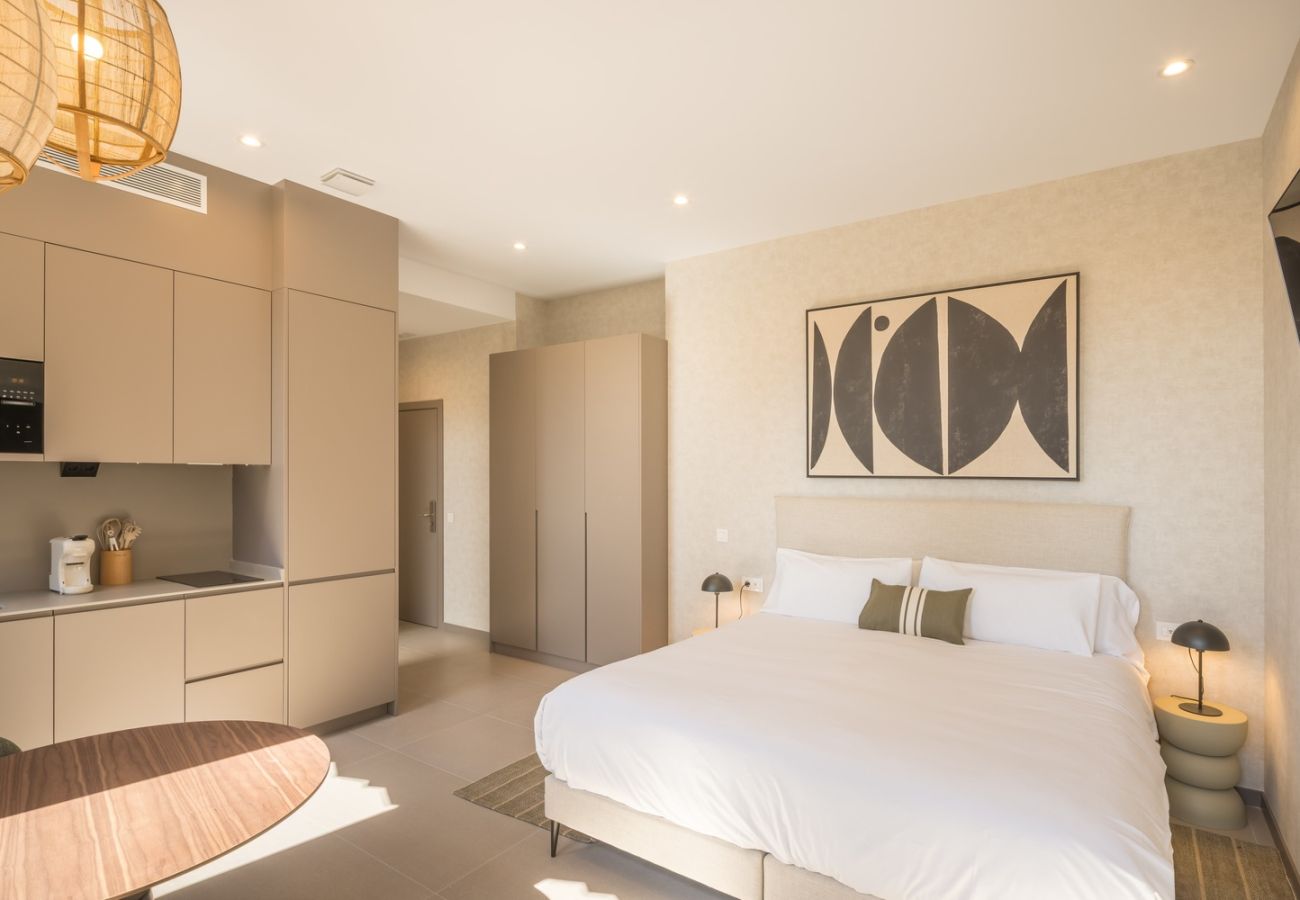 Studio in Valencia / València - Housing Maritim by Sharing Co