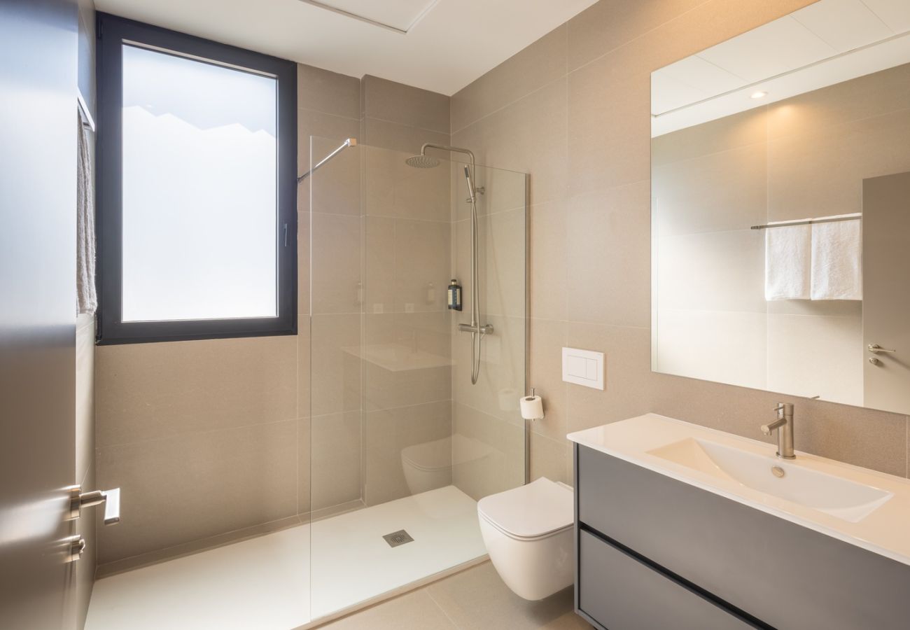 Studio in Valencia / València - Housing Maritim by Sharing Co