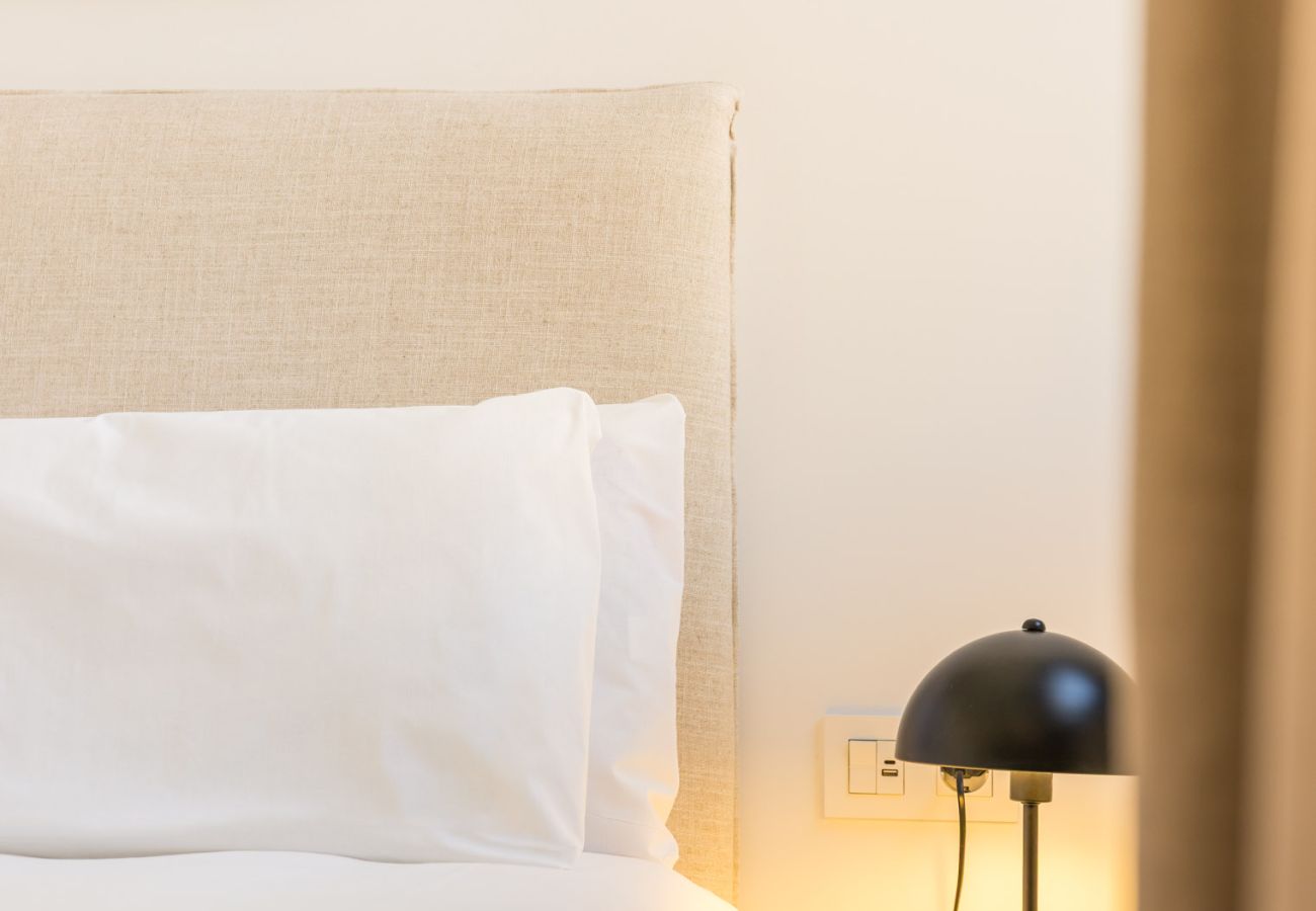 Studio in Valencia / València - Housing Maritim by Sharing Co