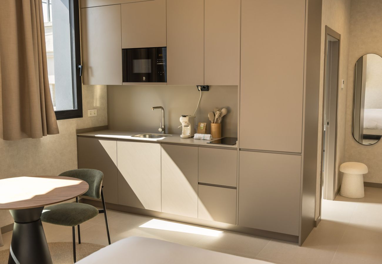 Studio in Valencia / València - Housing Maritim by Sharing Co