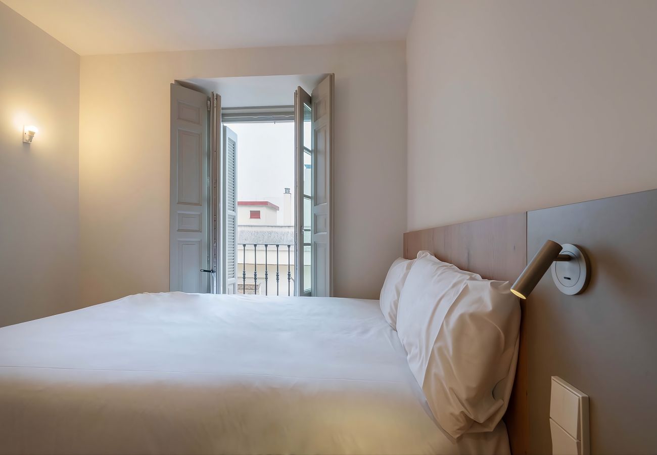 Rent by room in Madrid - Coliving Malasaña by Sharing Co