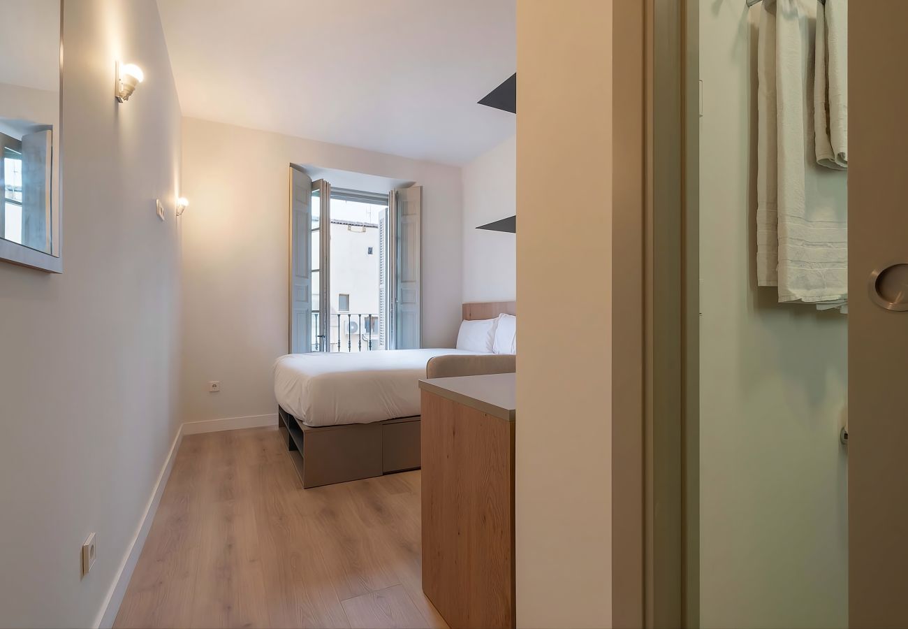 Rent by room in Madrid - Coliving Malasaña by Sharing Co