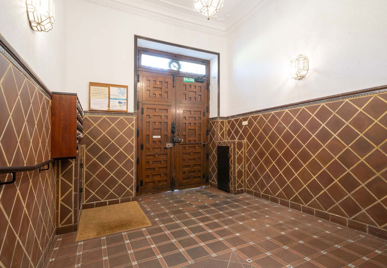 Apartment in Madrid - Housing Calle Segovia by Sharing Co