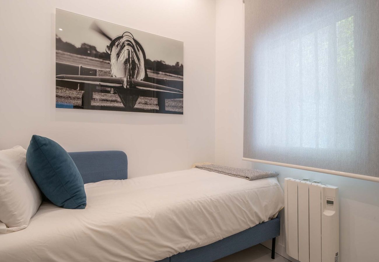 Apartment in Madrid - Housing Calle Segovia by Sharing Co