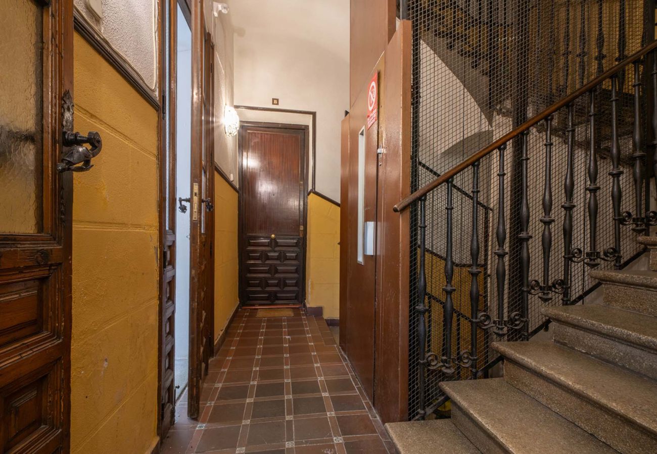 Apartment in Madrid - Housing Calle Segovia by Sharing Co