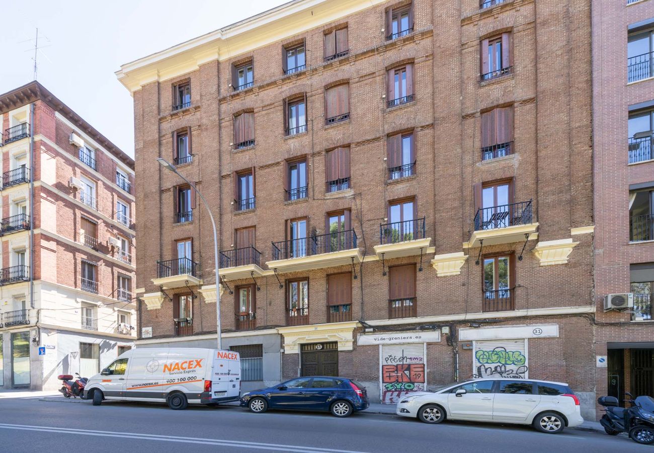 Apartment in Madrid - Housing Calle Segovia by Sharing Co