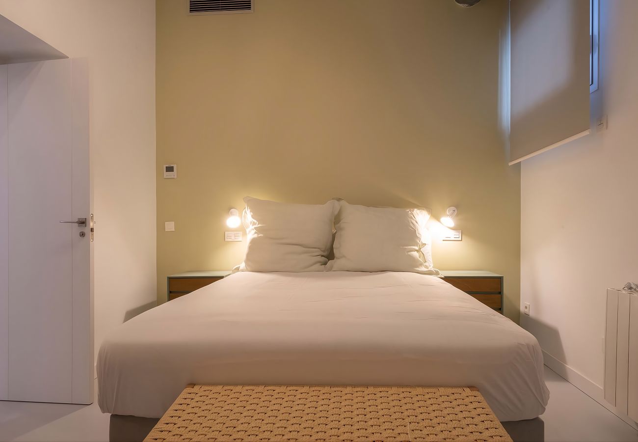 Apartment in Madrid - Housing Calle Segovia by Sharing Co