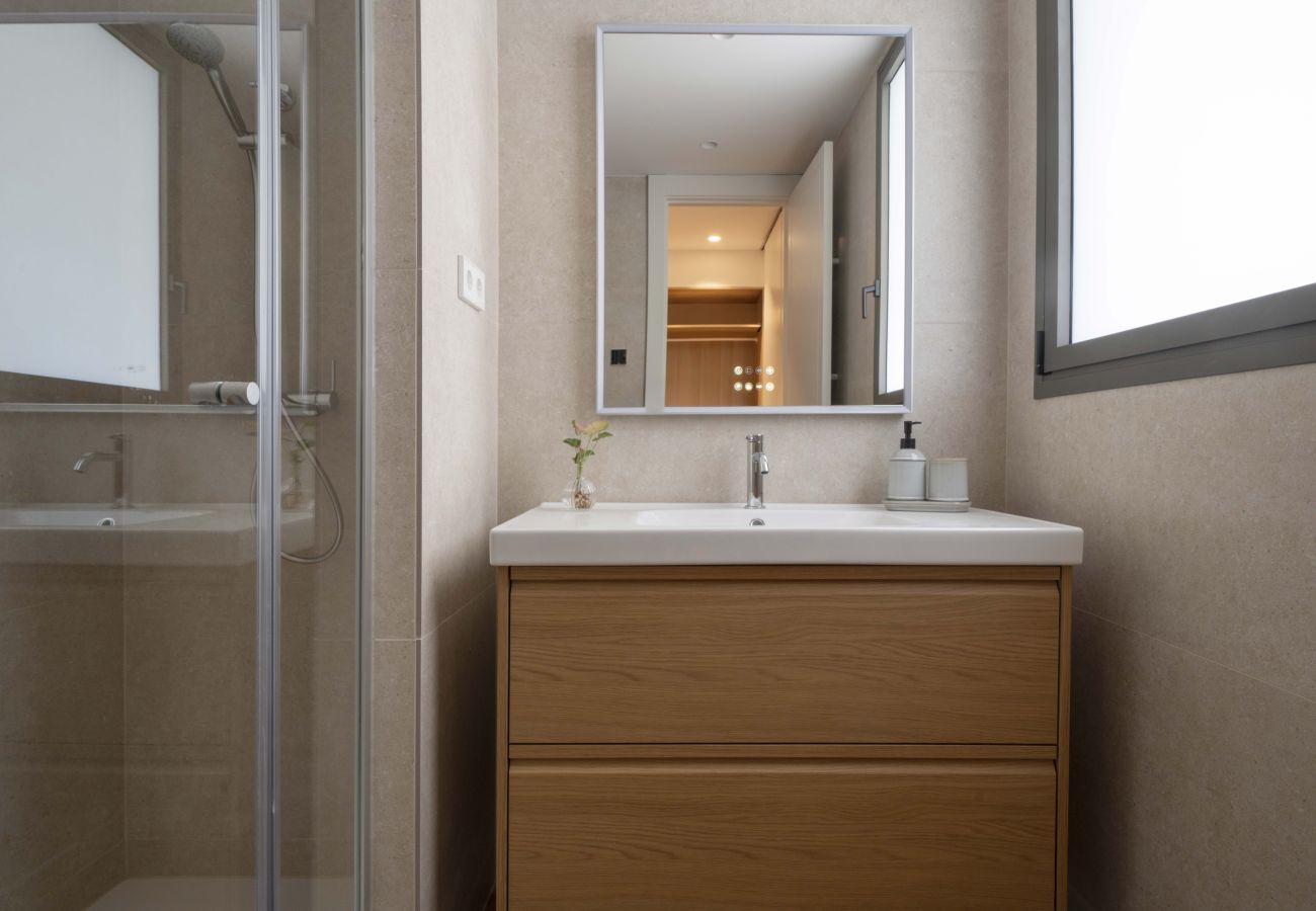 Apartment in Madrid - Housing Castilla by Sharing Co