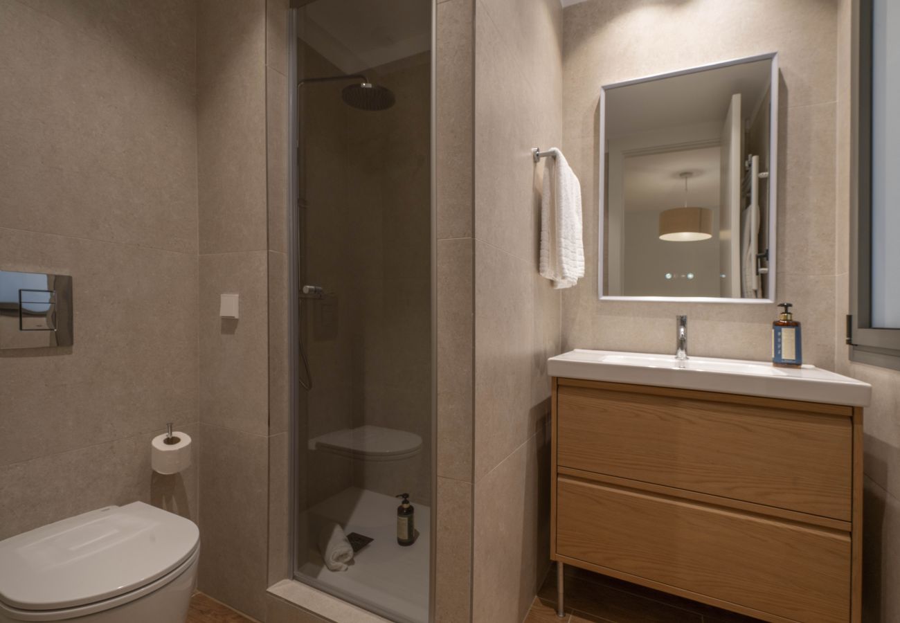 Apartment in Madrid - Housing Castilla by Sharing Co